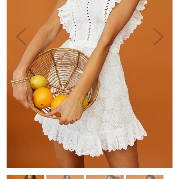 White lace dress - Picture 12 of 12